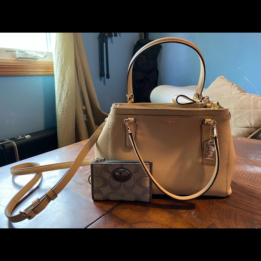 Authentic Coach Crossbody/Satchel